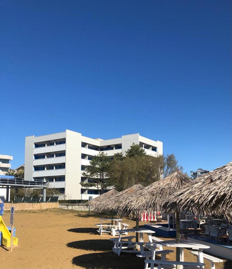 Columbus Vista Mare Appartement Bibione Buitenkant foto